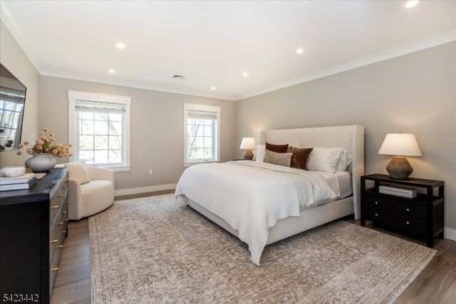 59 Laauwe Ave, Wayne Twp., NJ 07470