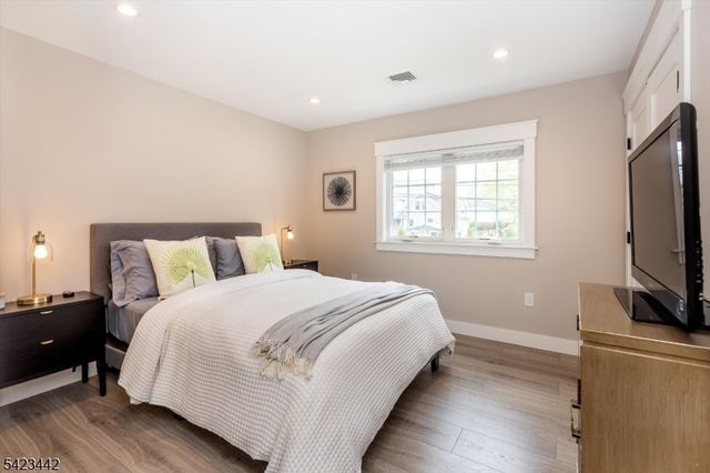 59 Laauwe Ave, Wayne Twp., NJ 07470