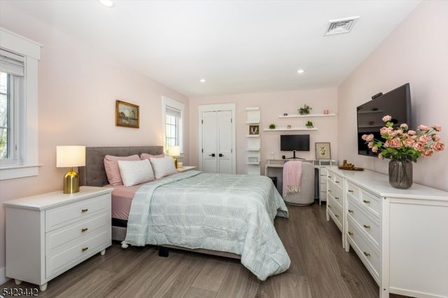 59 Laauwe Ave, Wayne Twp., NJ 07470