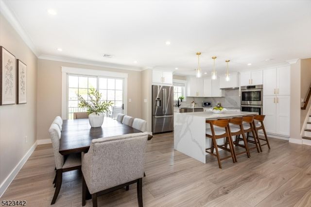 59 Laauwe Ave, Wayne Twp., NJ 07470