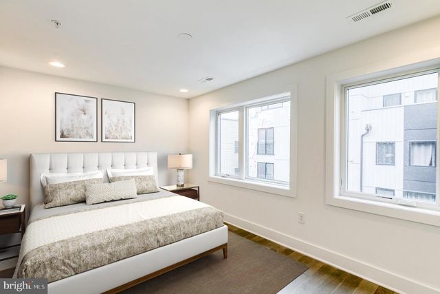 630 N 5TH ST, Philadelphia, PA 19123