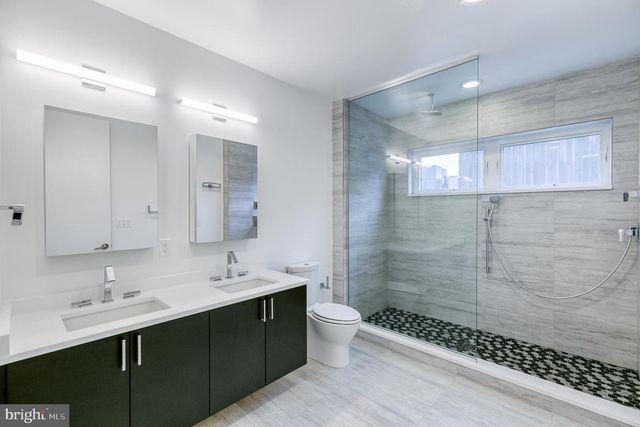 630 N 5TH ST, Philadelphia, PA 19123