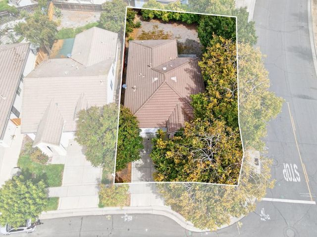 5790 Bridgecross Dr, Sacramento, CA 95835