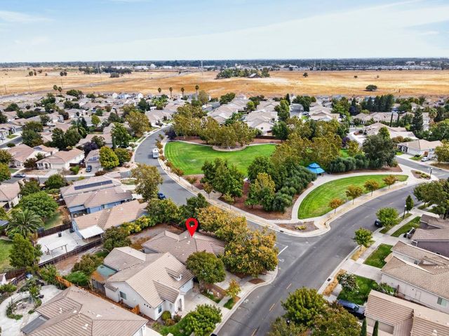5790 Bridgecross Dr, Sacramento, CA 95835