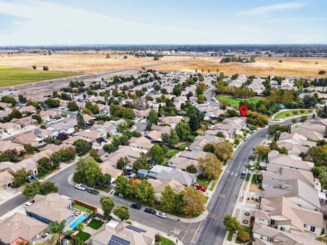 5790 Bridgecross Dr, Sacramento, CA 95835