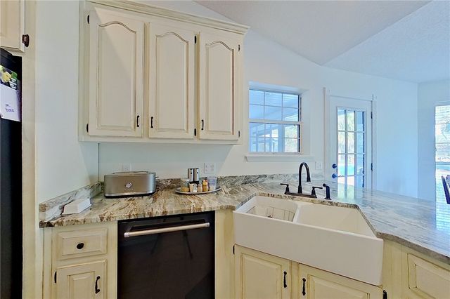 2114 Mill Creek Road, Patterson, GA 31557