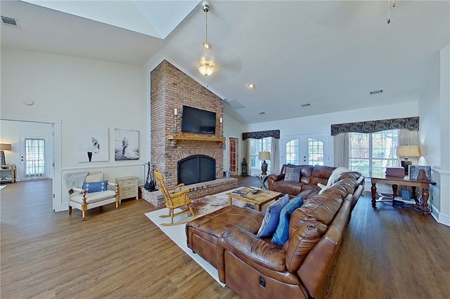 2114 Mill Creek Road, Patterson, GA 31557