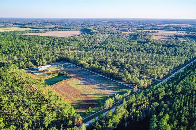 2114 Mill Creek Road, Patterson, GA 31557