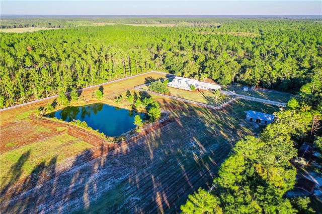 2114 Mill Creek Road, Patterson, GA 31557