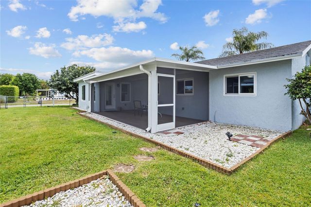 6579 Country Way, Delray Beach, FL 33484