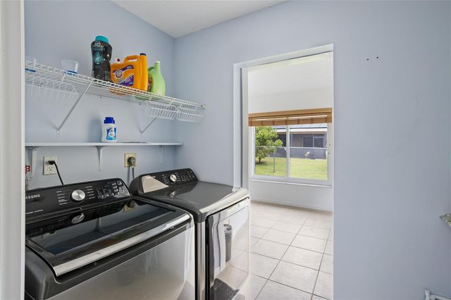 6579 Country Way, Delray Beach, FL 33484