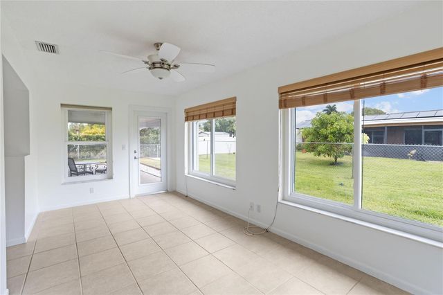 6579 Country Way, Delray Beach, FL 33484