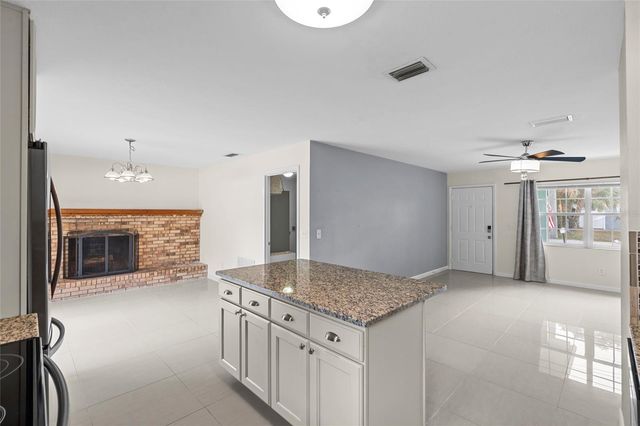 1507 W KIRBY STREET, Tampa, FL 33604