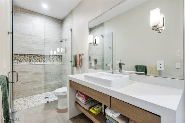 16747 Prato WAY, Naples, FL 34110