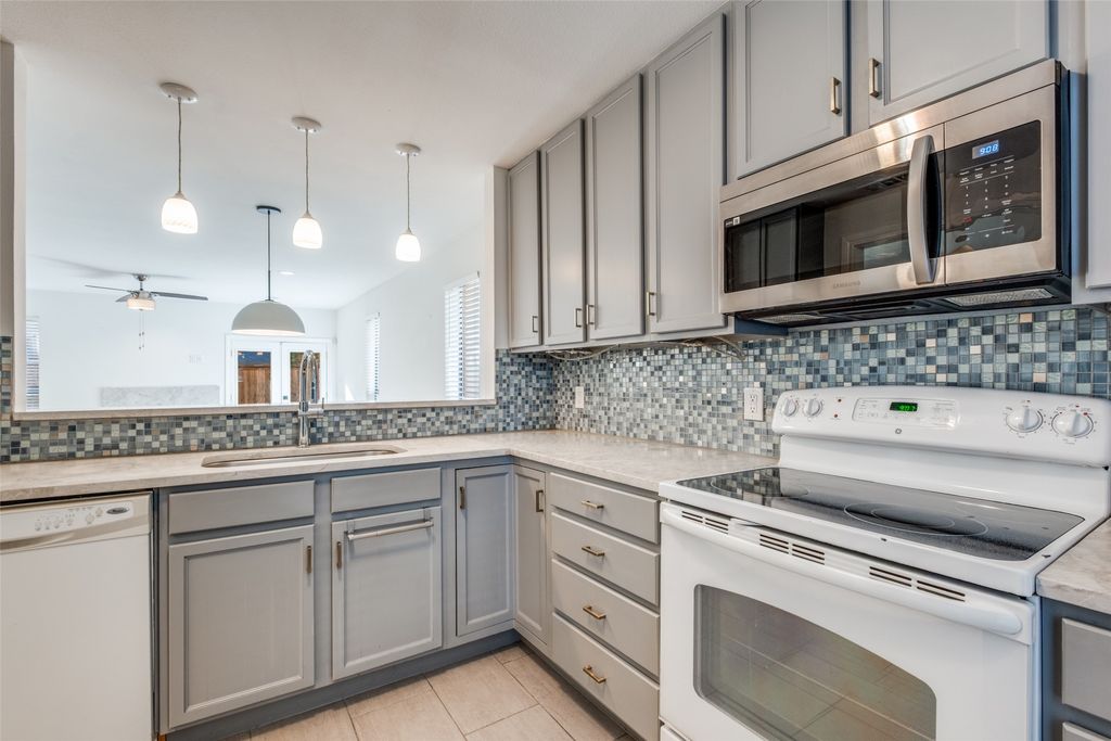 6646 E Lovers Lane 501, Dallas, TX 75214
