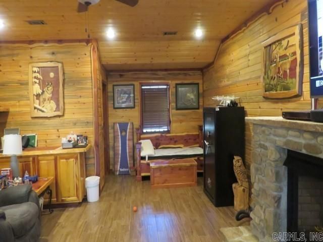 212 Cedar Hills Drive, Mountain View, AR 72560