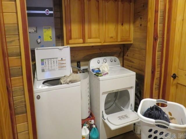 212 Cedar Hills Drive, Mountain View, AR 72560