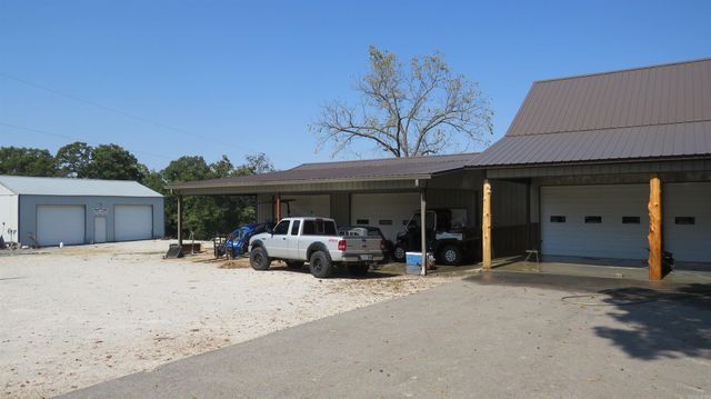 212 Cedar Hills Drive, Mountain View, AR 72560