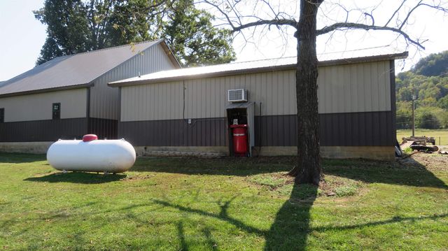 212 Cedar Hills Drive, Mountain View, AR 72560