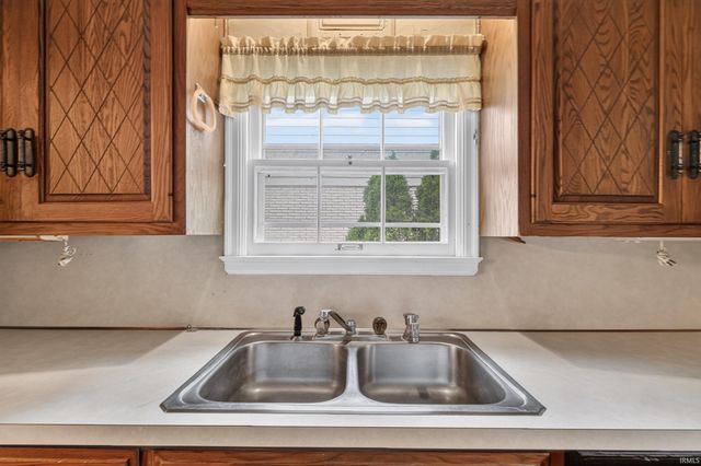 1220 Ravinia Road, West Lafayette, IN 47906