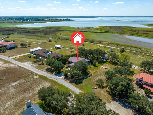 24515 La Ponderosa, Mathis, TX 78368