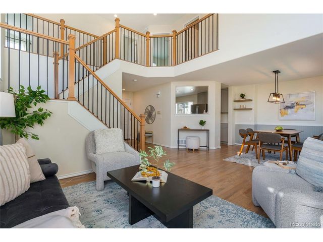 9819 Sydney Ln, Highlands Ranch, CO 80130