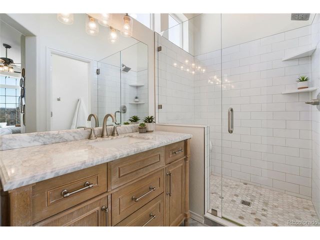 9819 Sydney Ln, Highlands Ranch, CO 80130