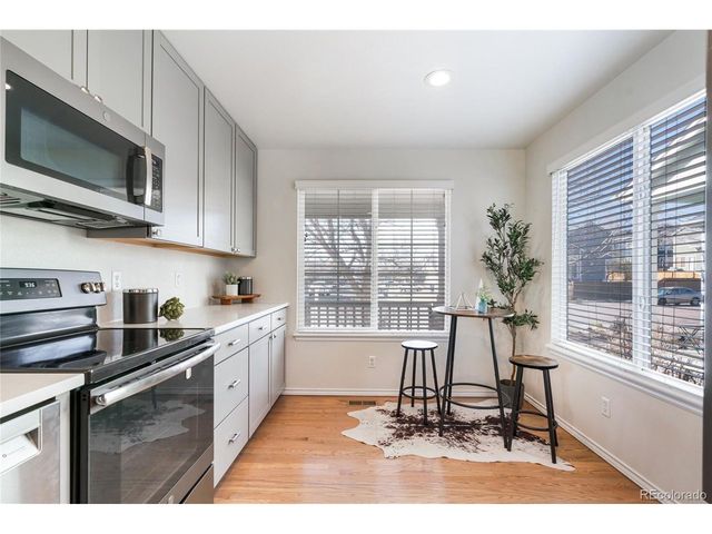 9819 Sydney Ln, Highlands Ranch, CO 80130