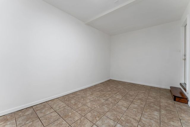8001 Thomas Street 8001, Justice, IL 60458