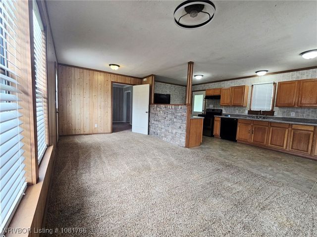 3516 E Walnut Street, Paris, AR 72855
