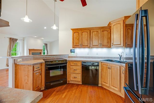 5301 Deer Creek Court, Godfrey, IL 62035