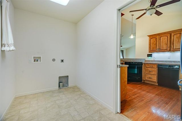 5301 Deer Creek Court, Godfrey, IL 62035