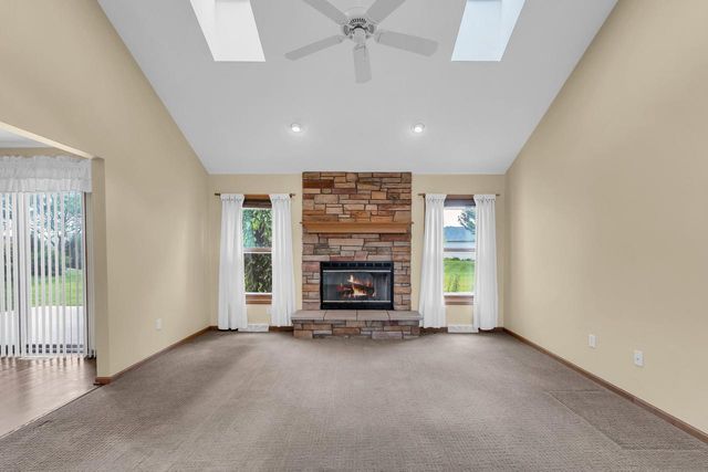 1047 27TH COURT, Kenosha, WI 53140