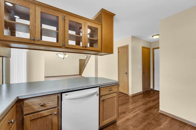 1047 27TH COURT, Kenosha, WI 53140
