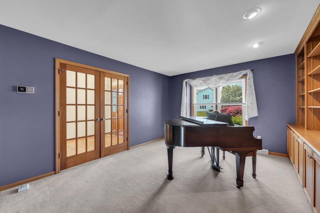 1047 27TH COURT, Kenosha, WI 53140