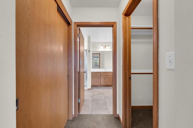 1047 27TH COURT, Kenosha, WI 53140
