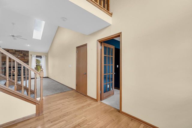 1047 27TH COURT, Kenosha, WI 53140
