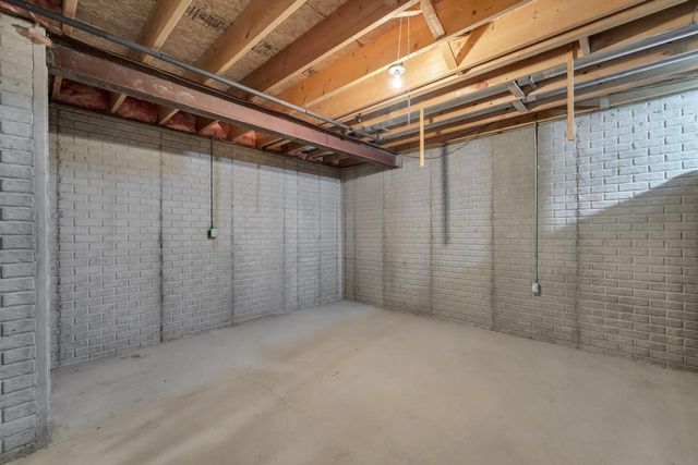 1047 27TH COURT, Kenosha, WI 53140