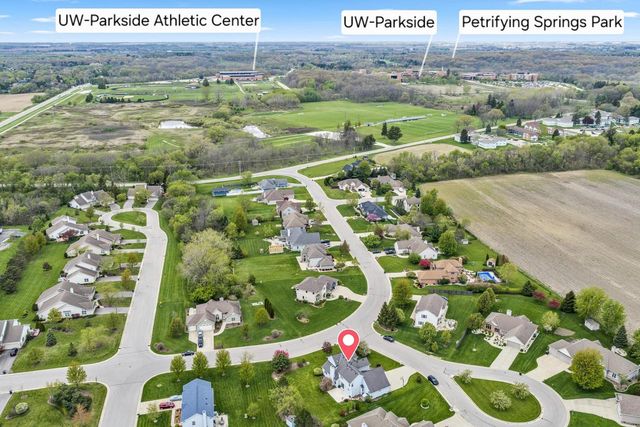 1047 27TH COURT, Kenosha, WI 53140