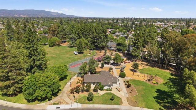 4036 Lemoyne Way, Campbell, CA 95008
