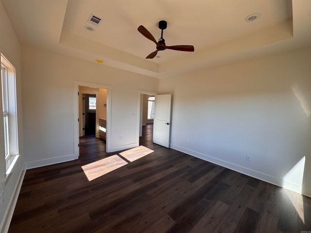 2005 Seattle Slew, Searcy, AR 72143