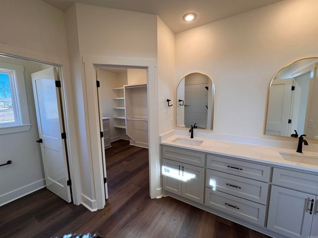 2005 Seattle Slew, Searcy, AR 72143