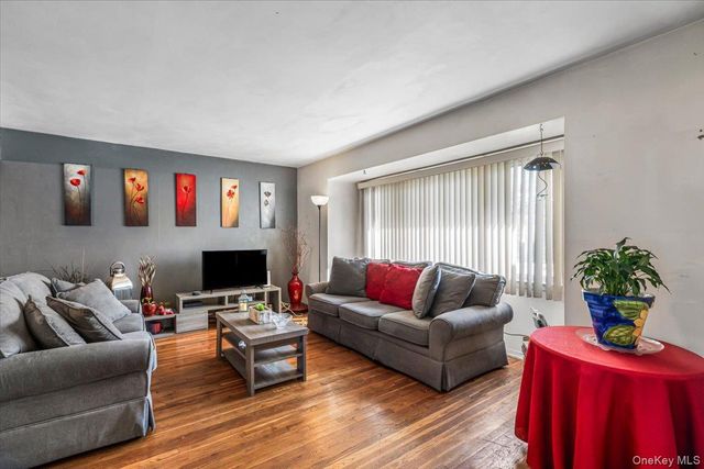 221-51 Braddock Avenue, Queens Village, NY 11427