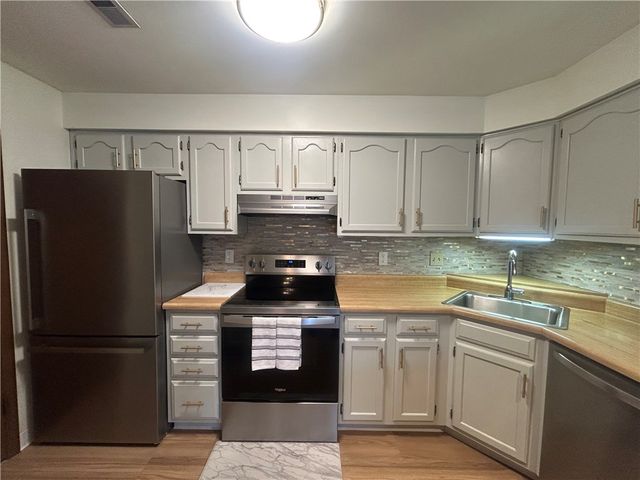 7539 Penn Bridge Court, Wilkinsburg, PA 15221