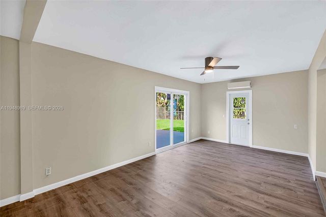 3071 SW 2nd Ct, Fort Lauderdale, FL 33312