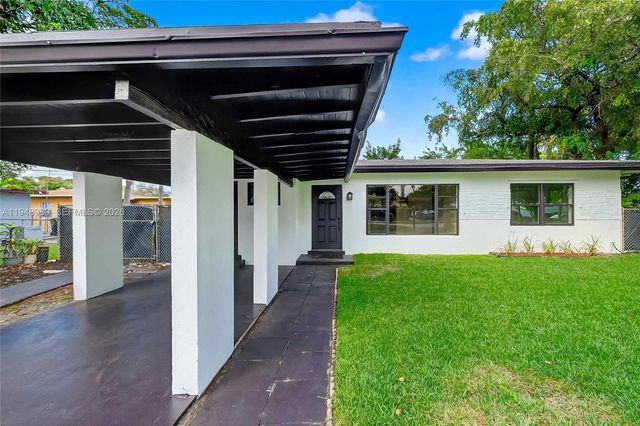 3071 SW 2nd Ct, Fort Lauderdale, FL 33312