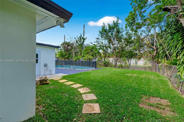 3071 SW 2nd Ct, Fort Lauderdale, FL 33312