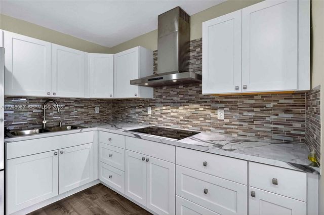 3071 SW 2nd Ct, Fort Lauderdale, FL 33312