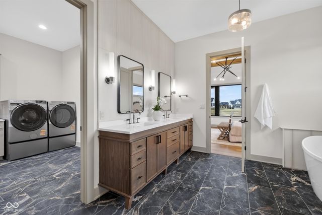 5155 Abington Way, Zionsville, IN 46077