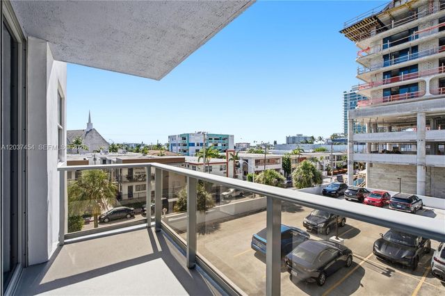 401 69th St 313, Miami Beach, FL 33141